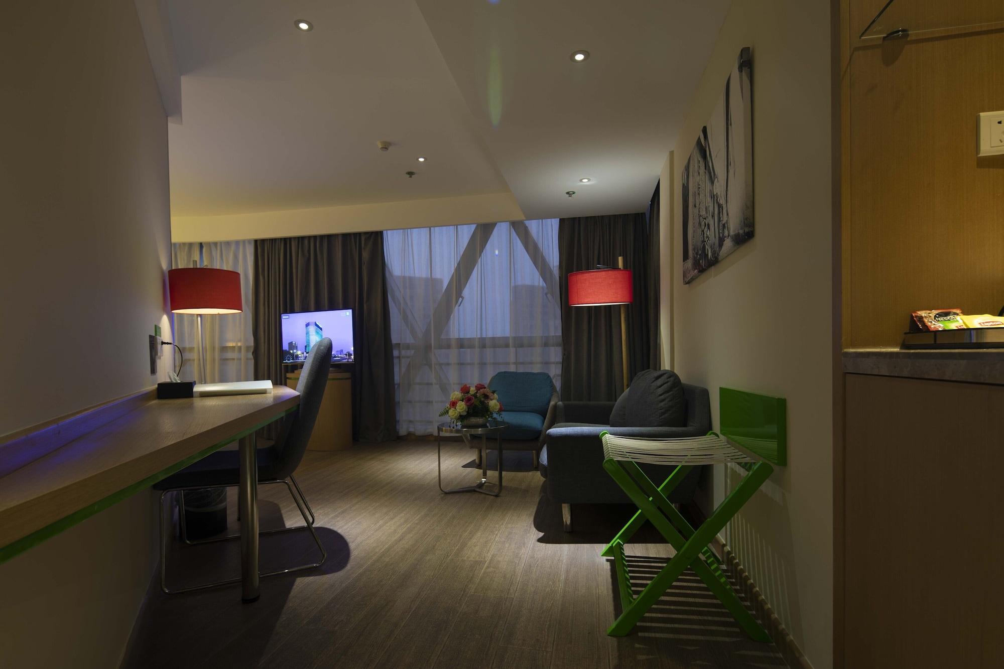 מלון Ibis Styles Nantong Wuzhou International Plaza מראה חיצוני תמונה